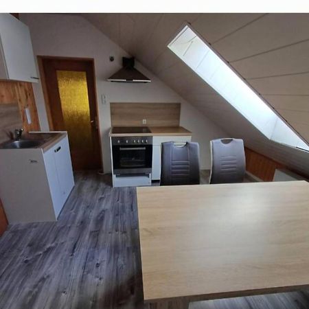 Hopfach Dachwohnung Wolpertshausen 外观 照片