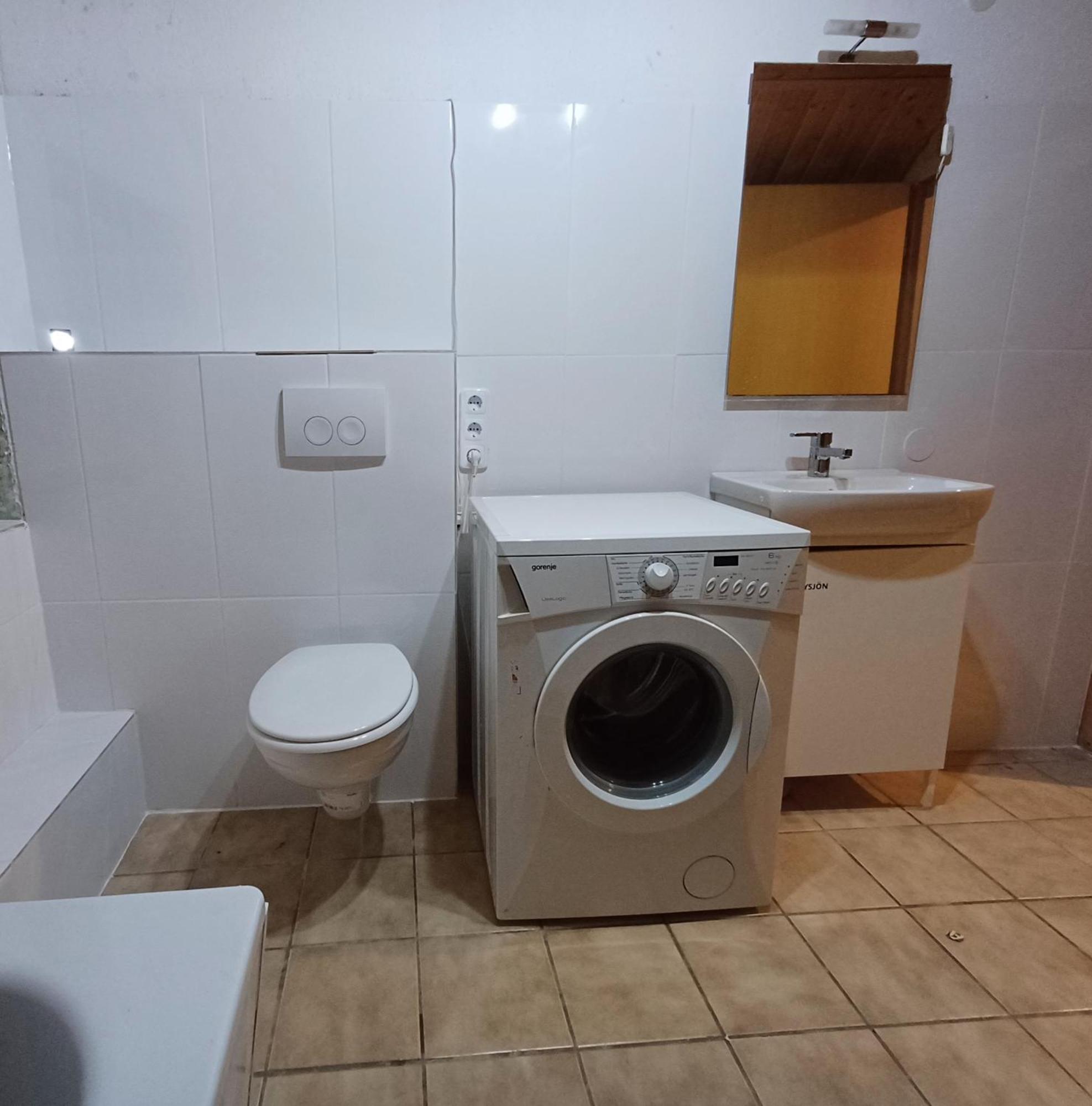 Hopfach Dachwohnung Wolpertshausen 外观 照片